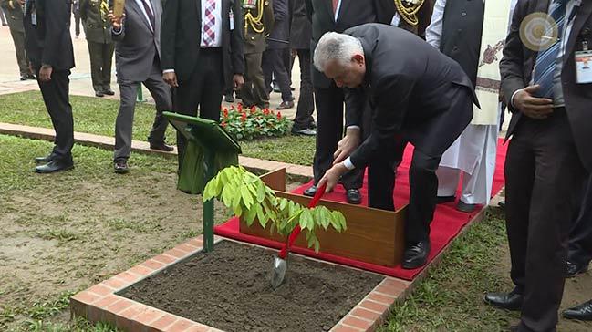 Binali Yldrm, bykelilik temelini att