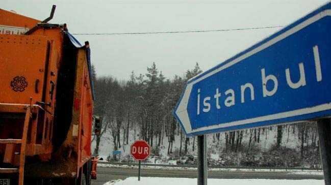 Silivri'de sulu kar etkili oluyor