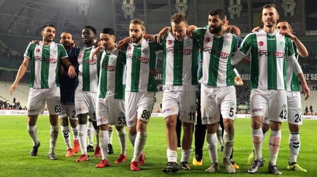 Atiker Konyaspor 6 futbolcusuyla yollarn ayryor