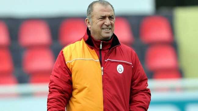 Galatasaray Fatih Terim iin saat 16:00'da imza treni yaplacan duyurdu