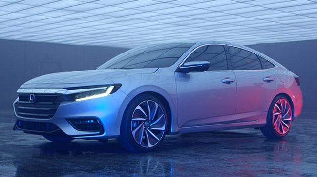 Honda'nn Insight modeli hibrit versiyonu ile 2018'de ortaya kacak