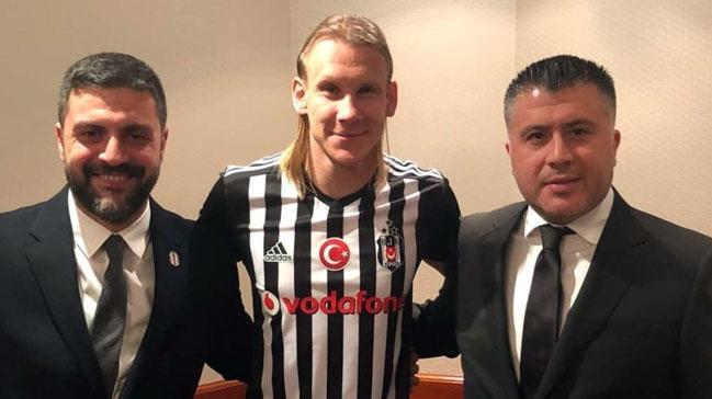 Domagoj Vida'nn Beikta formal fotoraf, ynetimin tepkisini ekti