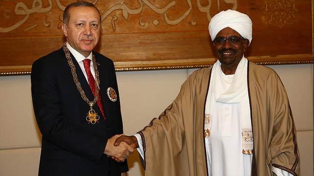 Erdoan'n Sudan ziyareti manetlerde