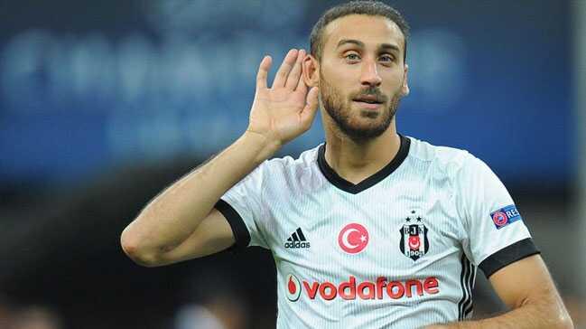 Cenk Tosun, Beikta'tan Everton'a 20 milyon euro bonservis bedeliyle transfer oluyor