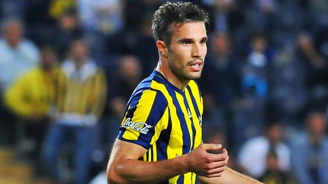 Van Persie'nin son bombas! Elektronik sigara...