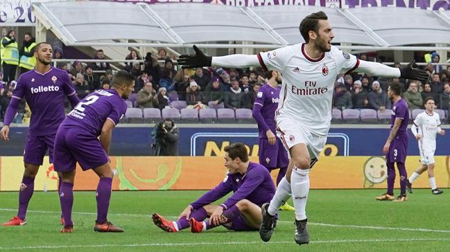 Milan, Hakan alhanolu'nun att golle Fiorentina deplasmannda 1 puan kurtard