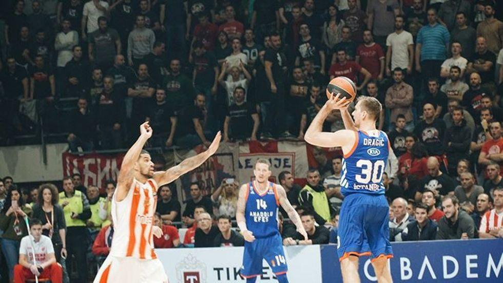 Anadolu Efes - Kzlyldz ma sonucu: 104-95