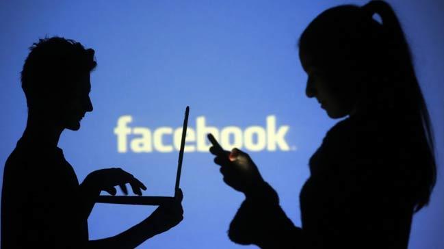 Zuckerberg aklad: Facebook byk bir deiime gidiyor