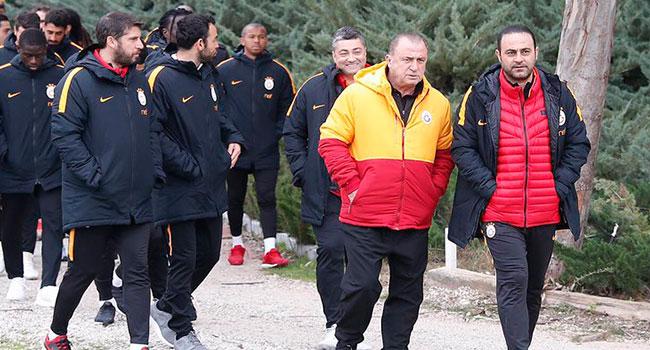Galatasaray yardmc antrenrlerini resmen aklad!