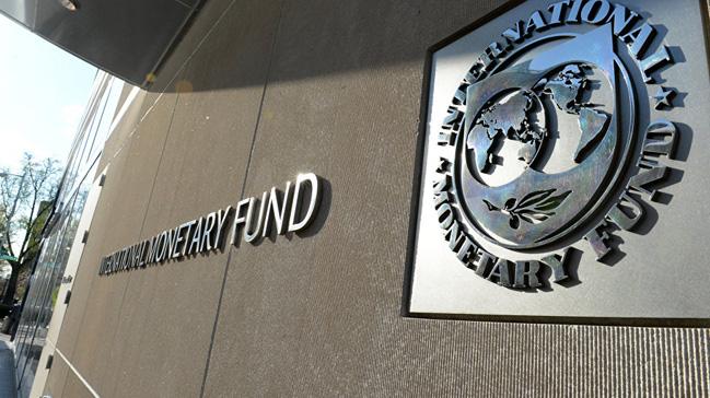 IMF: Rusya, durgunluk srecini geride brakt