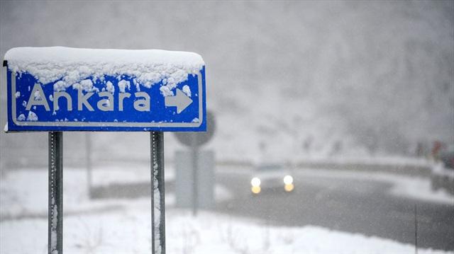 Ankara kar balyor meteoroloji hava iin saat verdi