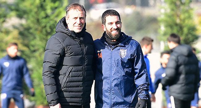 Abdullah Avc'dan Arda Turan srprizi!