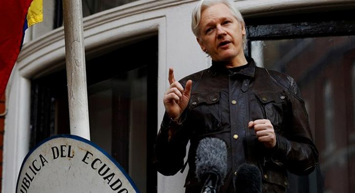 Assange'dan 'yalan haber' aklamas