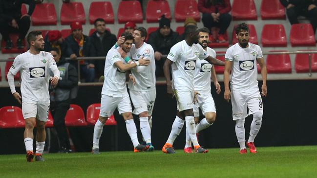 Kayserispor ile deplasmanda 2-2 berabere kalan Akhisarspor, kupada yar finale ykseldi