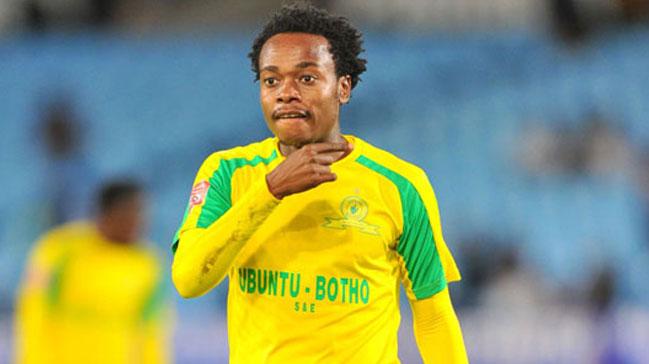 Beikta, Percy Tau transferine onay verdi