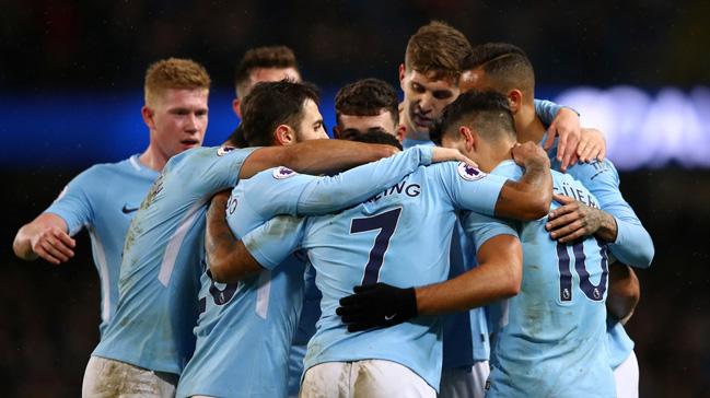 Aguero'nun 4 gol att mata Manchester City evinde Leicester City'yi 5-1 yendi