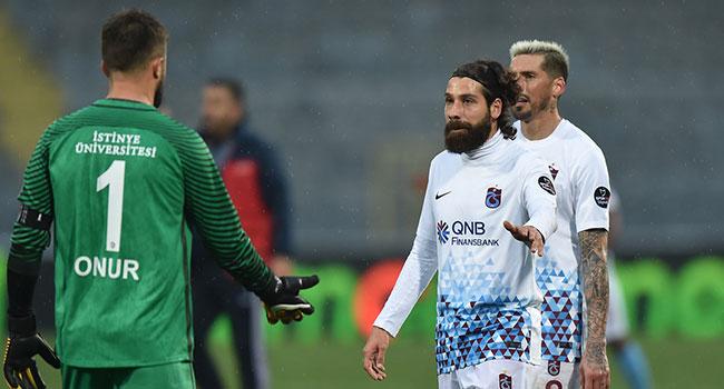 5 mata 10 puan kaybeden Trabzonspor'a 2 gn izin verildi!