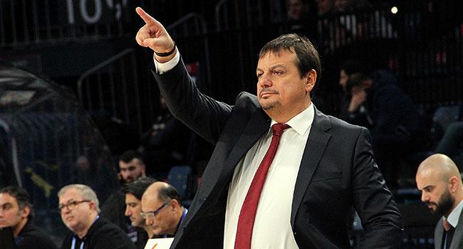 Ergin Ataman'dan 'stiklal Mar' nerisi!