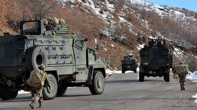 Hakkari ukurca'da terristlerden taciz atei!