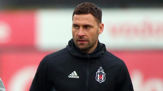 cretine zam yaplmayan Dusko Tosic'in, ynetimle ters dt iin oynatlmad ne srld