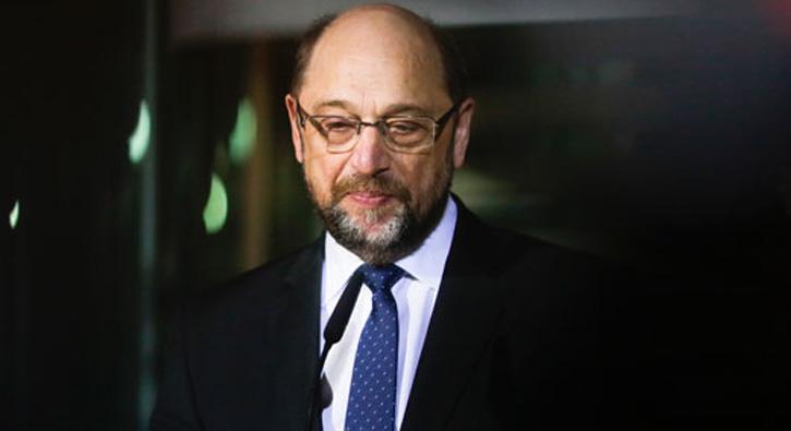 SPD Genel Bakan Schulz grevinden istifa etti