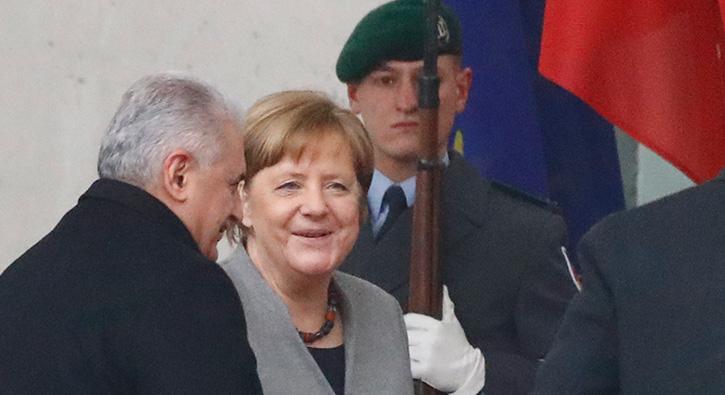 Babakan Yldrm-Merkel grmesi balad       