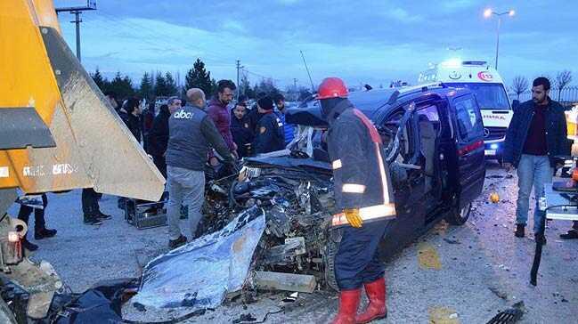 Ankara'da trafik kazas: 4 l