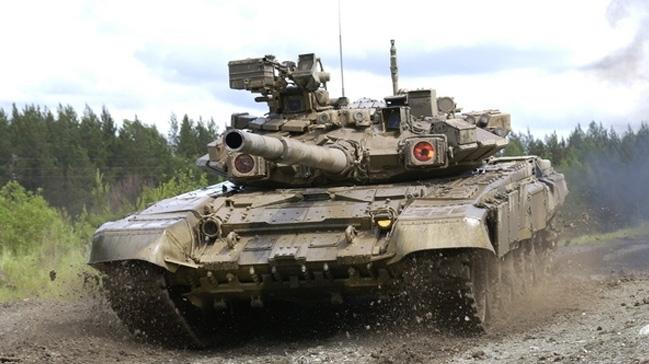 Rusya'dan Irak'a T90s tank teslimat