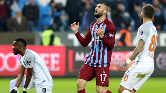 Medipol Baakehir deplasmanda Trabzonspor'u 1-0 malup etti