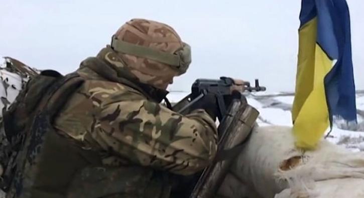 Ukraynada atma: 1 asker ld, 4 asker yaraland