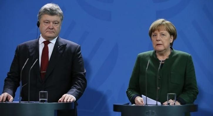 Poroenko, Merkel ile Ukrayna krizini konutu