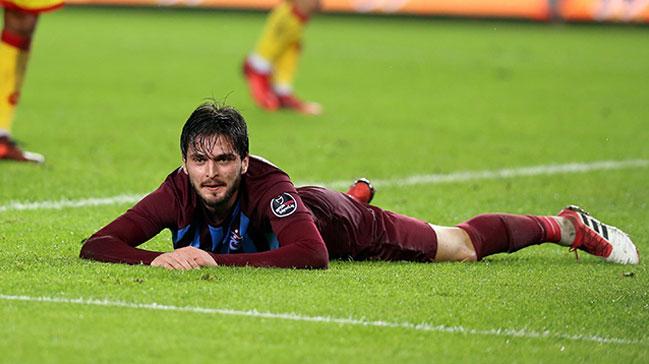 Trabzonspor, Okay Yokulu'ya gelen 8 milyon Euro'luk teklifi kabul etme karar ald