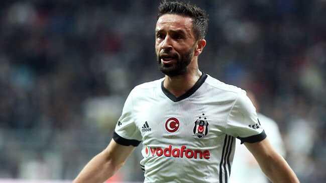 Gkhan Gnl, 3. dalyasn Fenerbahe'ye kar yapacak