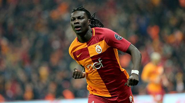 Bafetimbi Gomis Avrupa'da devlerle yaryor