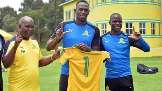 Usain Bolt, Gney Afrika ekibi Mamelodi Sundowns ile anlat