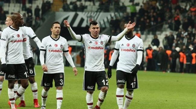 Gary Medel: lmne oynar tekmeye kafa atarm