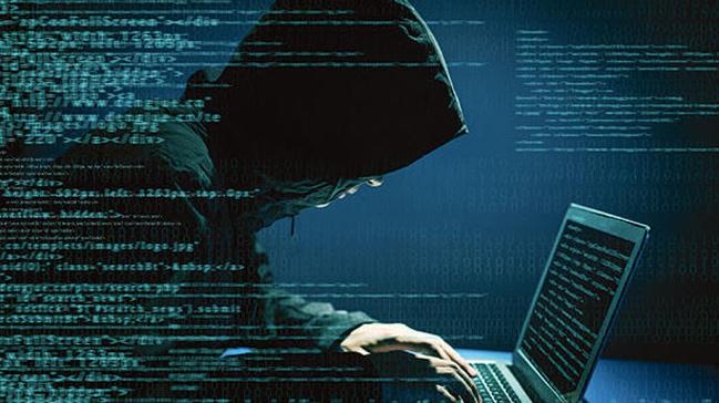 Rus hackerlardan Almanya'ya siber saldr