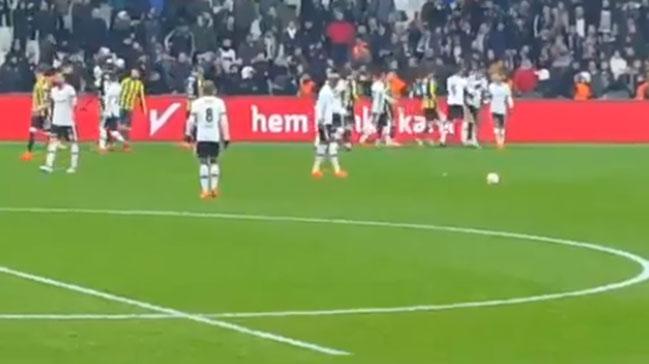 Beikta - Fenerbahe derbisinde Alper Potuk, Volkan Demirel ve Quaresma takmlarn eksik brakt