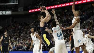 Real Madrid: 83 Fenerbahe: 86