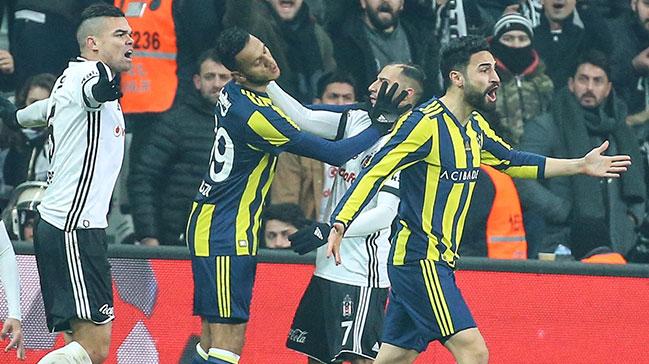 Beikta yneticisi afak Mahmutyazcolu: Quaresma sevk edilirken, Mehmet Ekici neden sevk edilmiyor"