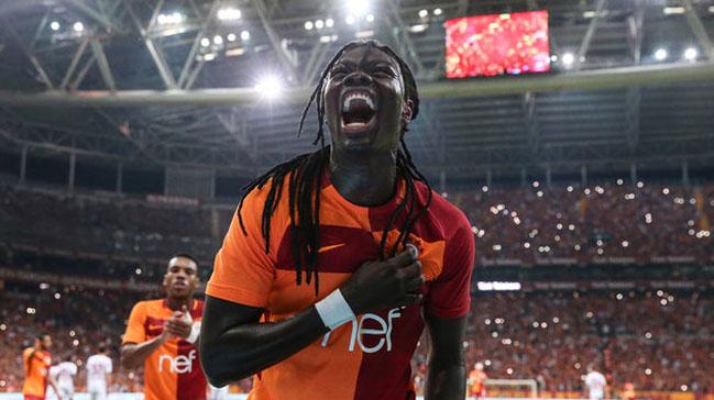 Bafetimbi Gomis yldz isimleri geride brakt!