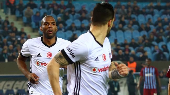 Ryan Babel: Hollanda'da rendiim bir ey var, ampiyonlukla ilgili erken konumamalyz