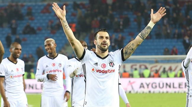 Alvaro Negredo: Daha fazla sre oynayabilirdim ama bu hocamzn bilecei bir i