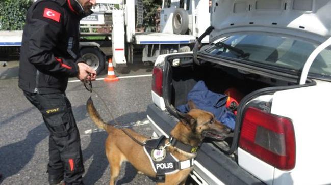 stanbul'da 100 noktada 1500 polis ile Kurt Kapan-15 denetimi gerekletiriyor