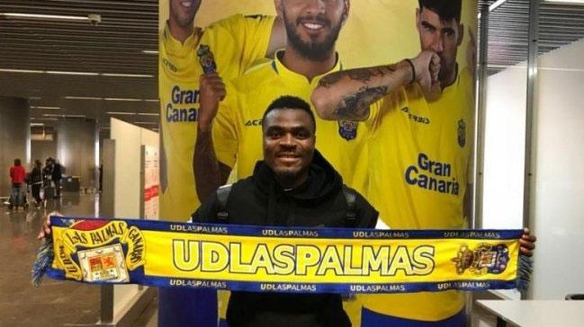 Emenike 8 ay sahalardan uzak kalacak