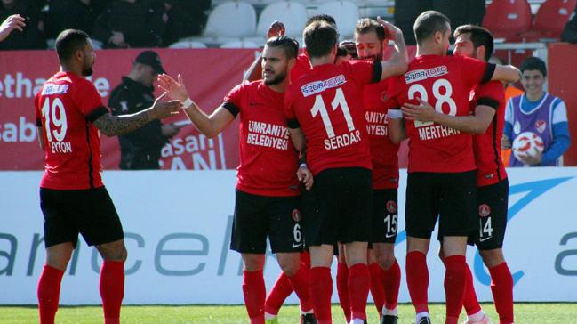 mraniyespor, konuk ettii Grandmedical Manisaspor'u 2-0 malup etti