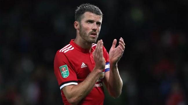 Manchester United'n efsane futbolcusu Michael Carrick, sezon sonu futbolu brakyor