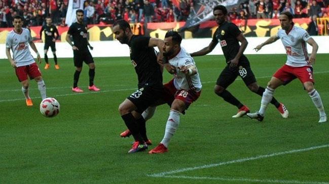 Eskiehirspor sahasnda Altnordu'ya 4-2 malup oldu!