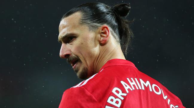 MLS ekibi LA Galaxy, Zlatan Ibrahimovici kadrosuna katt ve resmi szlemeyi imzalad