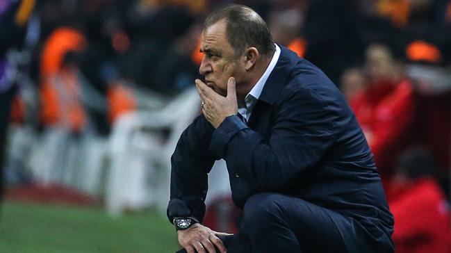 Fatih Terim, Fenerbahe derbisi ncesi duran toplar ve kafa gollerine are bulmaya alyor